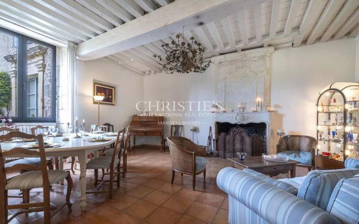 Image No.8-9 Bed House for sale