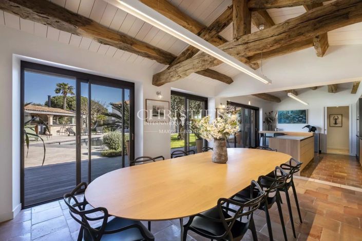 Image No.19-8 Bed House for sale