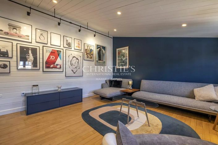 Image No.36-8 Bed House for sale