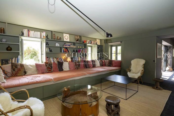 Image No.12-6 Bed House for sale