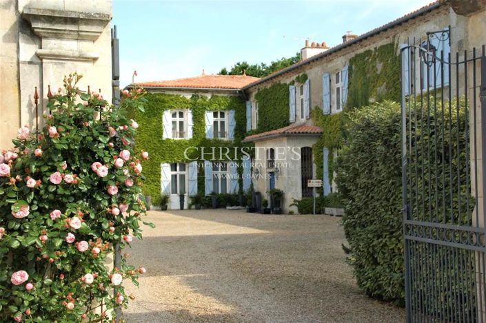 Image No.1-11 Bed House for sale