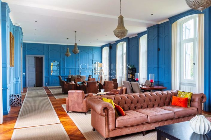 Image No.19-11 Bed House for sale