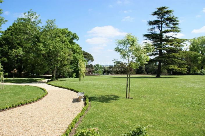 Image No.42-11 Bed House for sale