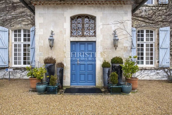 Image No.5-11 Bed House for sale