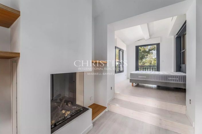 Image No.9-3 Bed House for sale