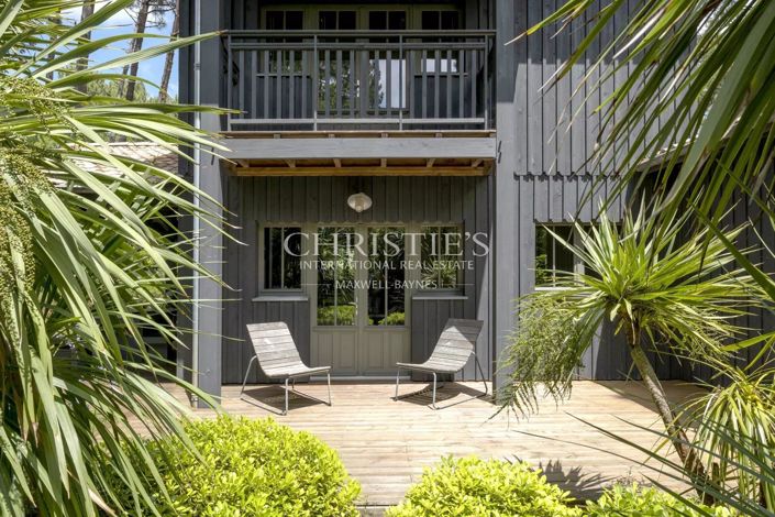 Image No.11-5 Bed House for sale