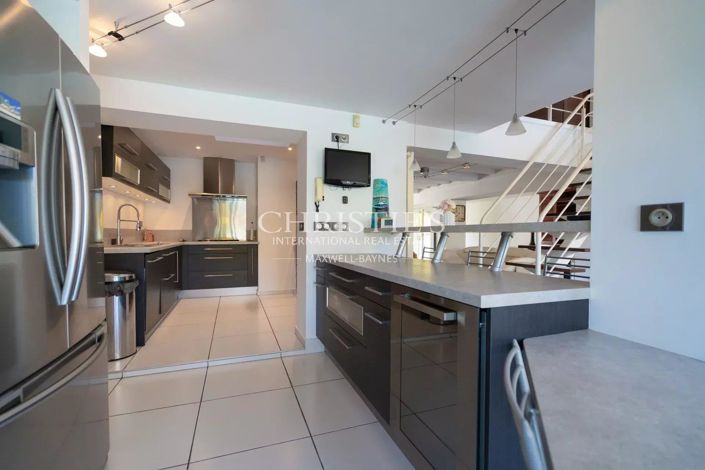 Image No.11-4 Bed House for sale