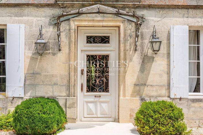 Image No.1-7 Bed House for sale