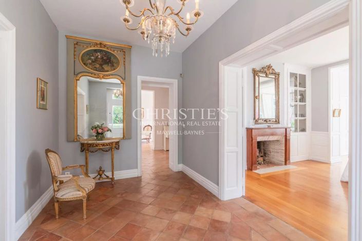 Image No.10-7 Bed House for sale