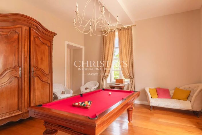 Image No.12-7 Bed House for sale