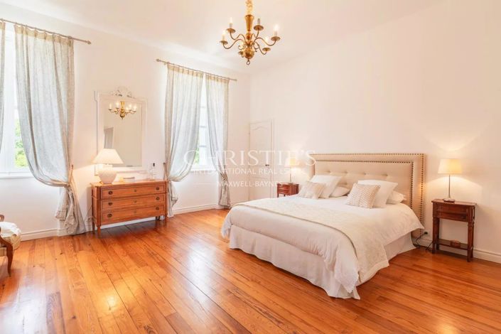 Image No.18-7 Bed House for sale