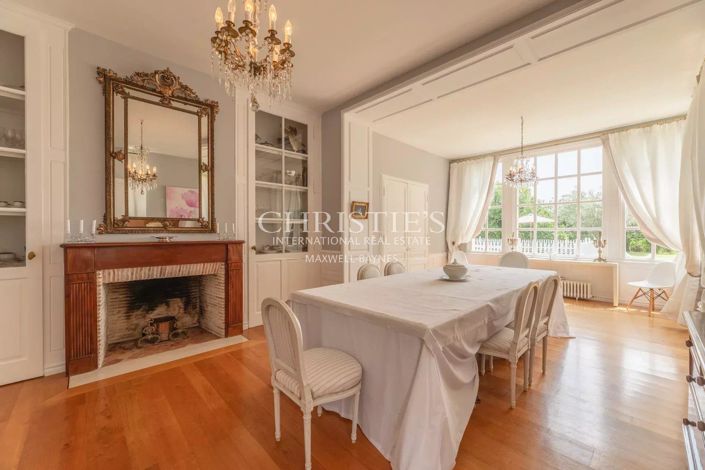 Image No.8-7 Bed House for sale