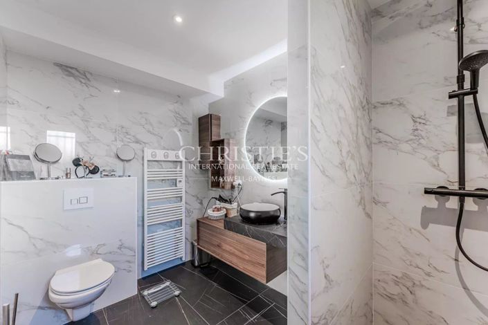 Image No.7-4 Bed House for sale