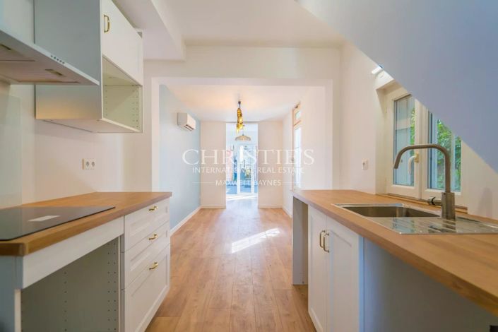 Image No.1-1 Bed Apartment for sale