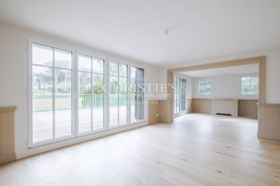 3 Bed Apartment for sale