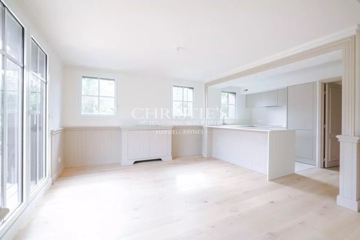 Image No.15-3 Bed Apartment for sale