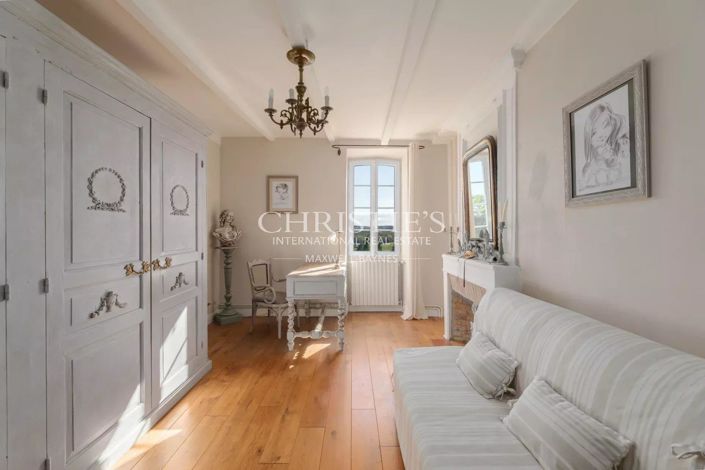 Image No.15-9 Bed House for sale