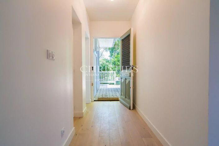 Image No.9-3 Bed House for sale