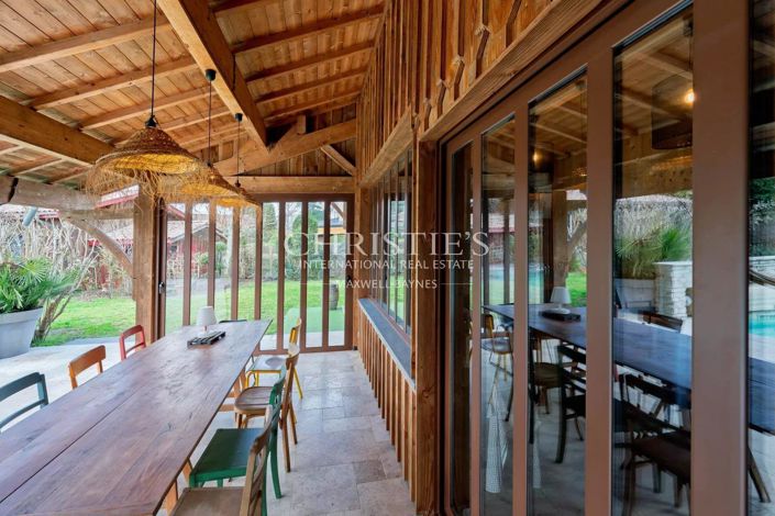 Image No.2-5 Bed House for sale