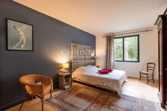 Image No.12-6 Bed House for sale