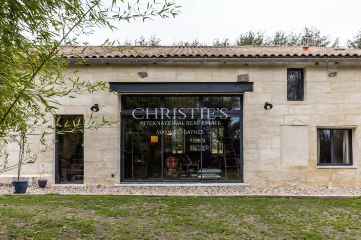 Image No.26-6 Bed House for sale