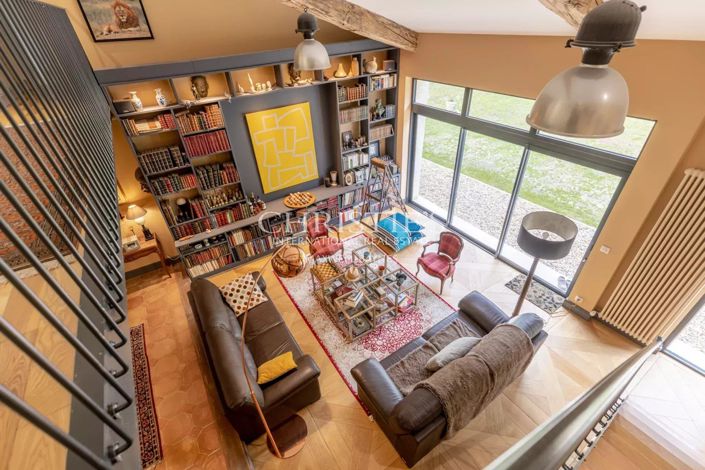 Image No.6-6 Bed House for sale