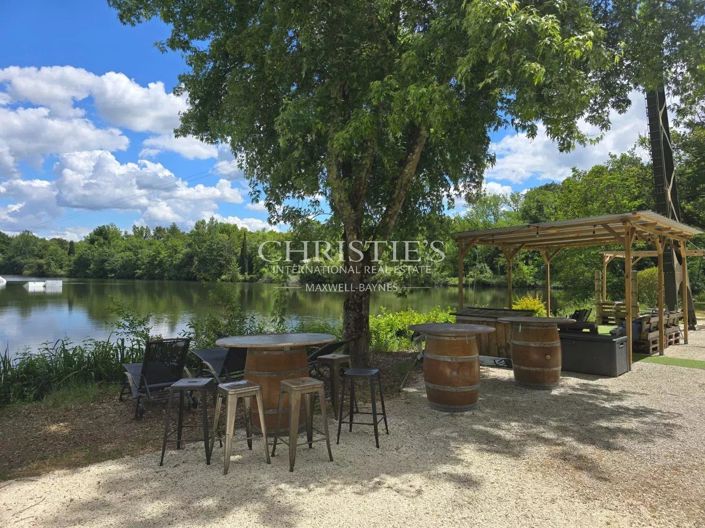 Image No.3-5 Bed House for sale