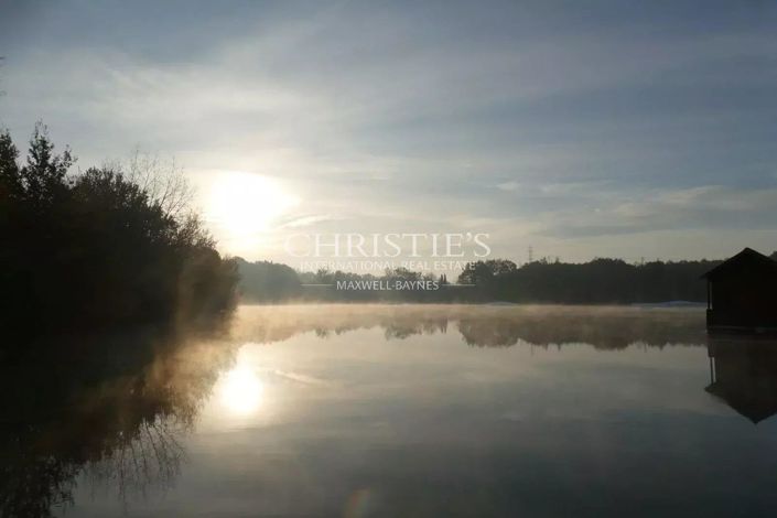 Image No.4-5 Bed House for sale