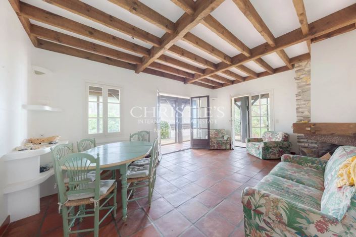 Image No.4-5 Bed House for sale