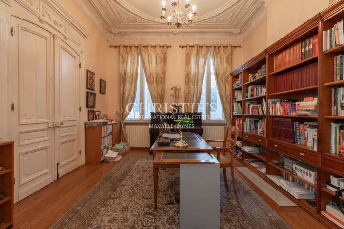 Image No.12-7 Bed House for sale