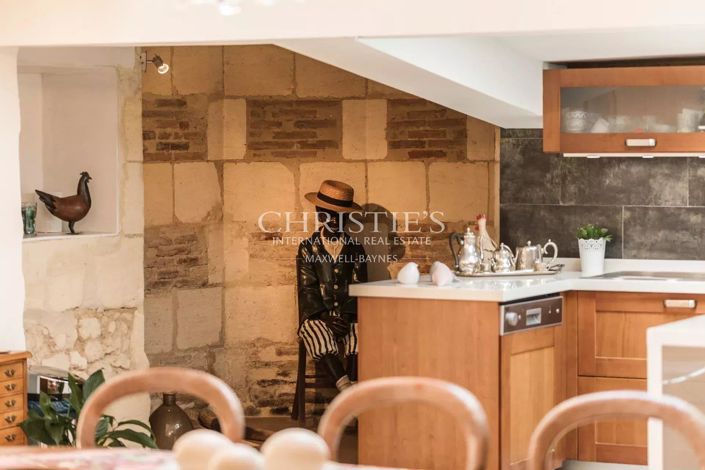 Image No.21-5 Bed House for sale