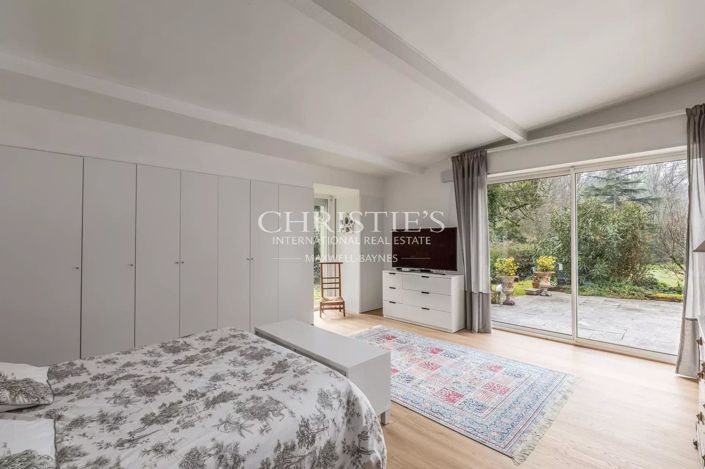 Image No.23-5 Bed House for sale