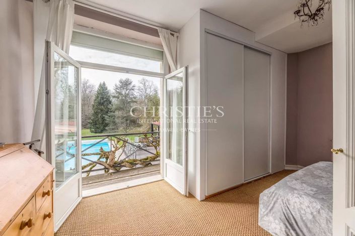 Image No.25-5 Bed House for sale