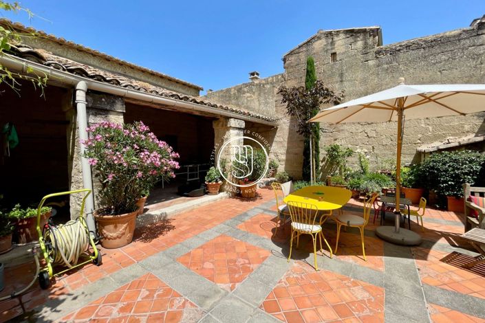 Image No.12-9 Bed House for sale