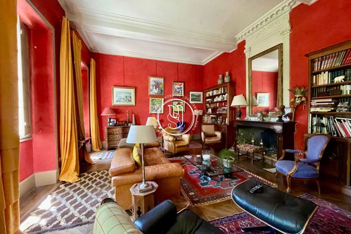 Image No.3-9 Bed House for sale