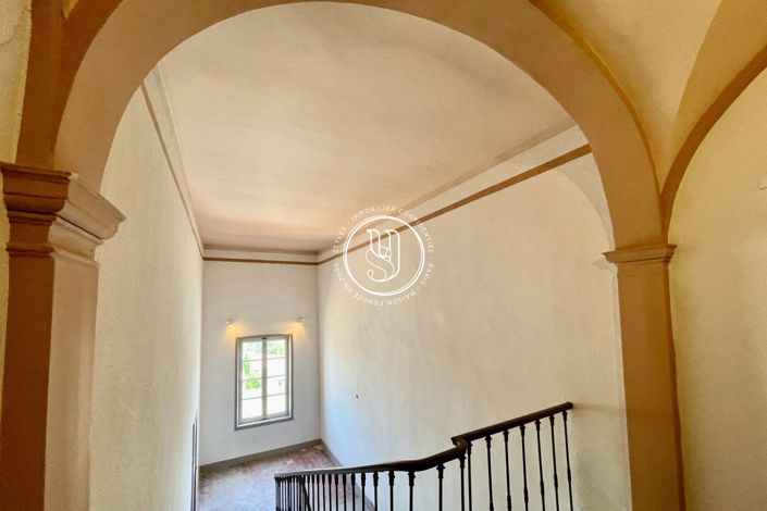 Image No.8-9 Bed House for sale