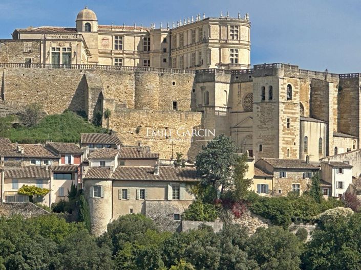 Image No.1-4 Bed House for sale