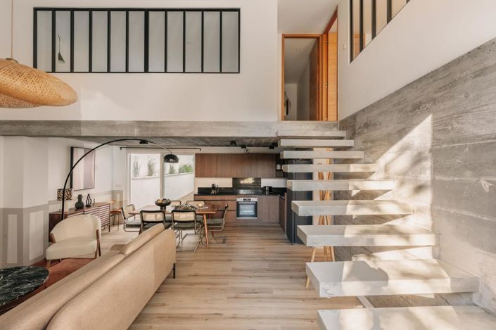 Image No.1-3 Bed Property for sale