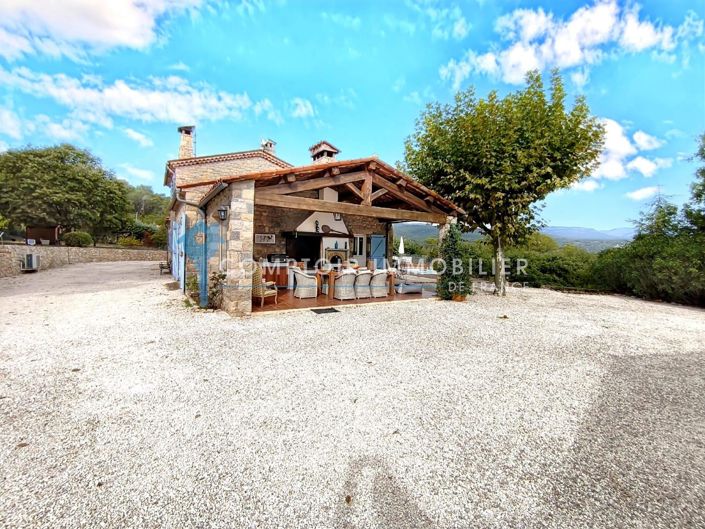 Image No.2-4 Bed House for sale