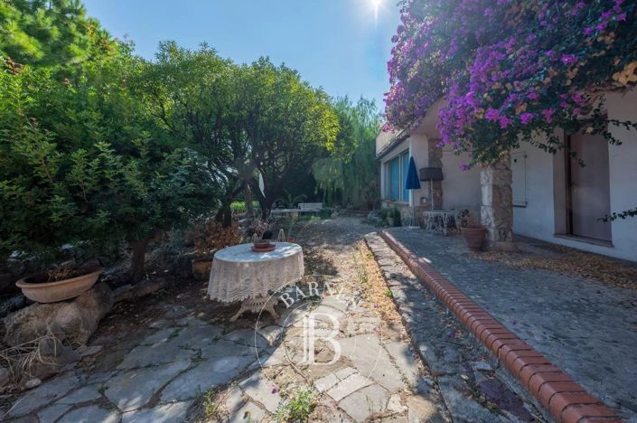 Image No.11-4 Bed House for sale