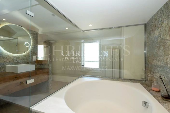 Image No.12-4 Bed House for sale