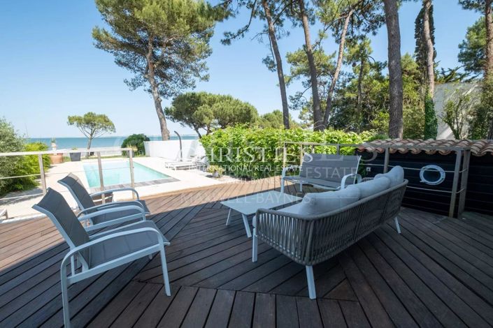 Image No.15-4 Bed House for sale