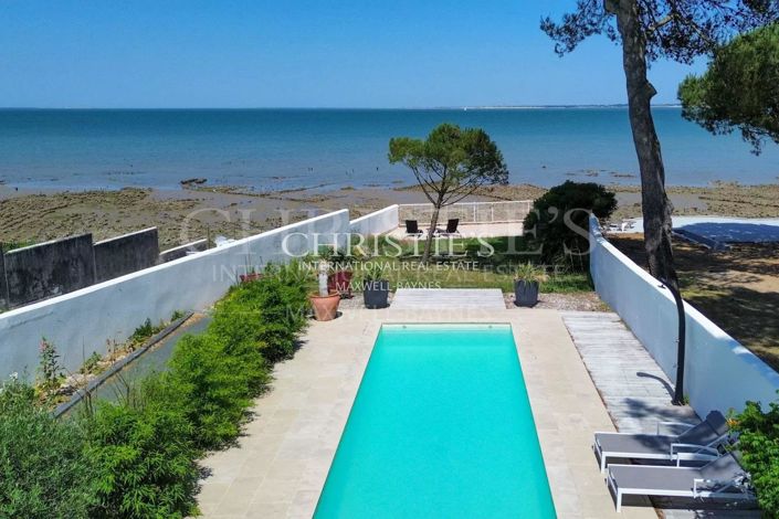 Image No.2-4 Bed House for sale