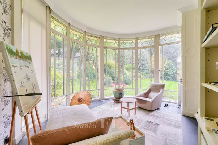 Image No.14-6 Bed House for sale