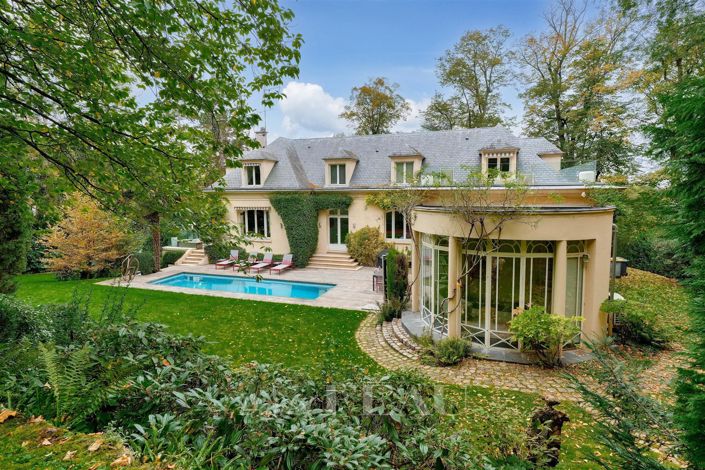 Image No.4-6 Bed House for sale