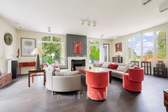 Image No.4-6 Bed House for sale