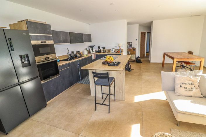 Image No.13-4 Bed House for sale