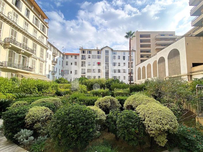 Image No.2-Appartement de 1 chambre à vendre à Nice