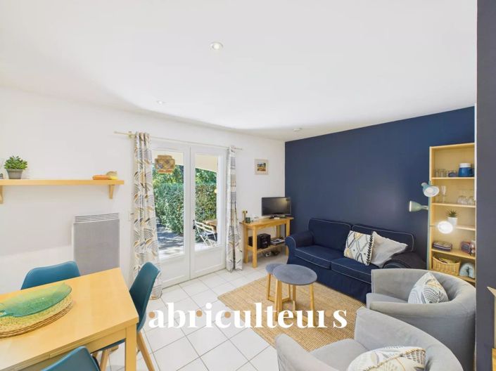 Image No.17-8 Bed House for sale