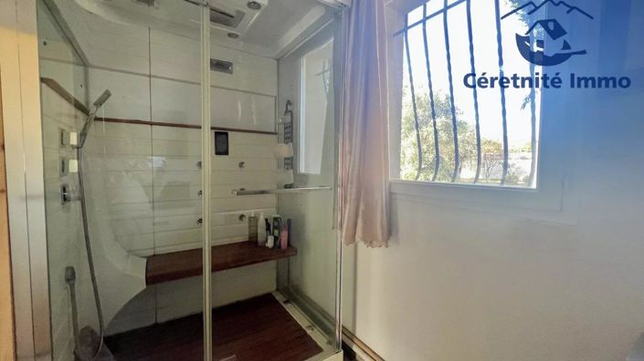 Image No.10-3 Bed House for sale